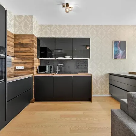 Klingerka With Garage Parking Братислава